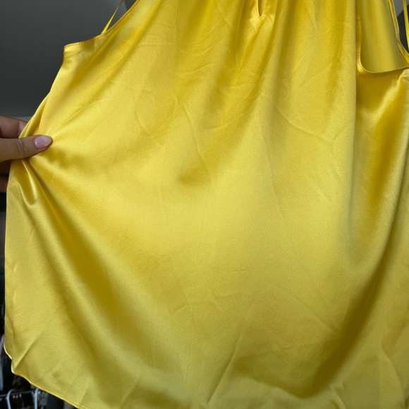 Amanda Uprichard Chaya Top Canary Yellow 100% Silk Mock Neck Small - Picture 5 of 13